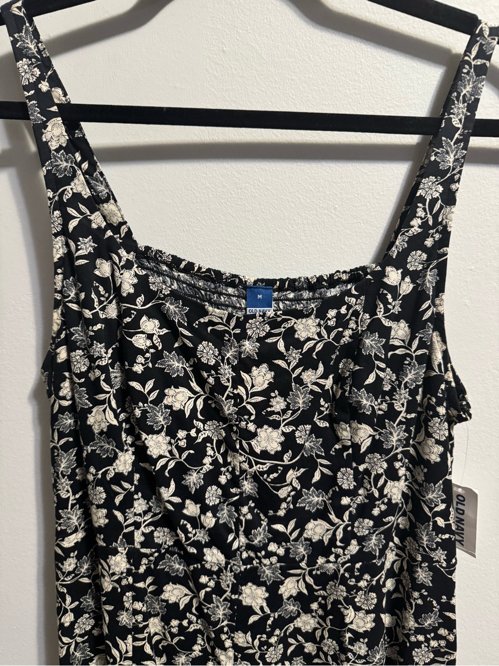 Old Navy Black and Cream Floral Sundress Medium